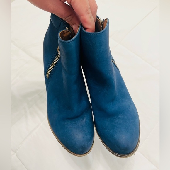Aldo Womens Blue Ankle Boots/Booties Size 6 1/2 - Picture 3 of 10